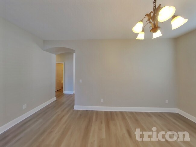 Foto del edificio - 8505 Pinetop Ridge Ln