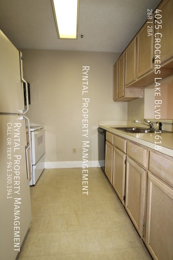 4025 Crockers Lake Blvd Unit 1618, Sarasota, FL 34238 Condo for Rent