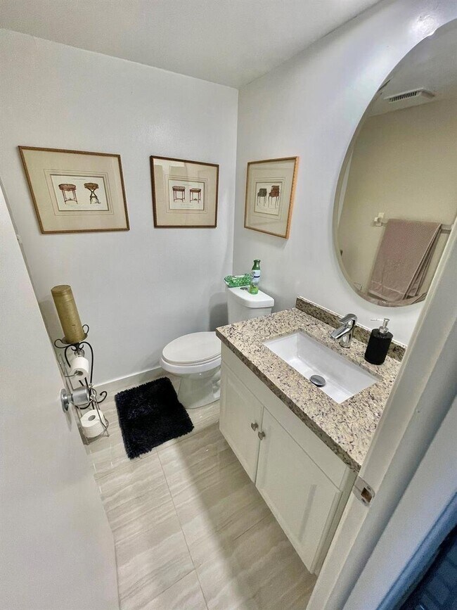 Foto del edificio - 800 Cypress Grove Dr
