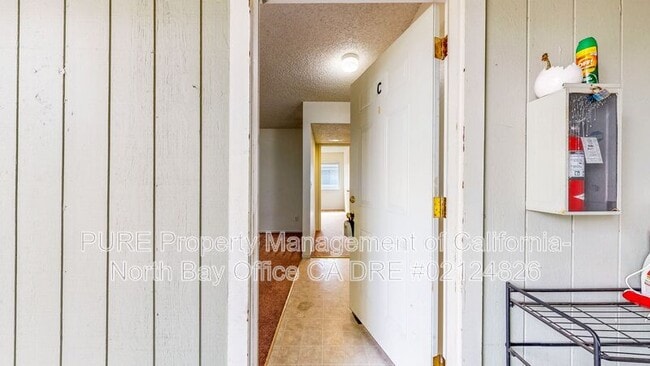 Building Photo - 1017 Civic Center Dr