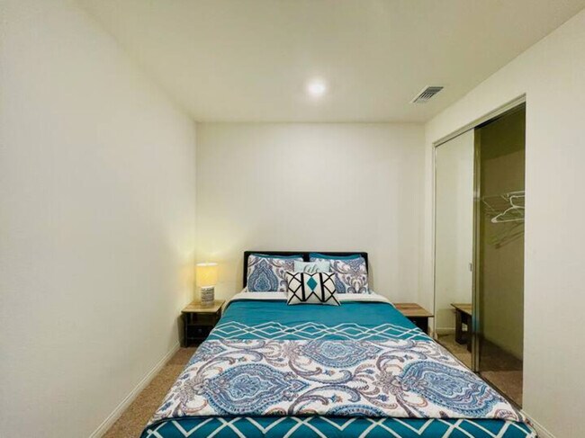 Foto del edificio - Lot32_7480 Haystack Lp