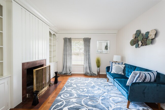 Foto del edificio - 3528 Beechwood Pl