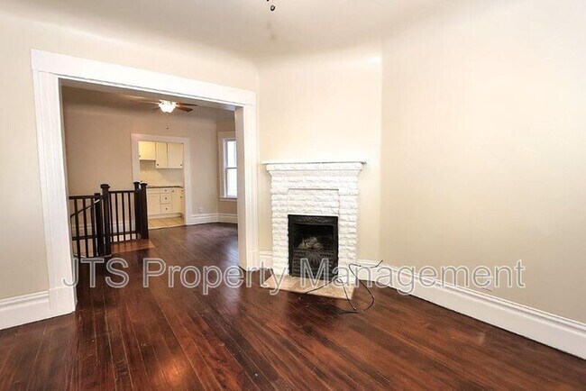 Photo - 1302-1304 F Street Apartment