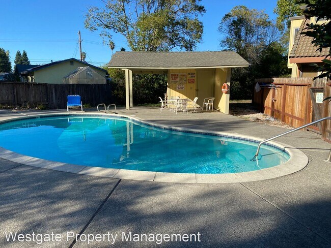 Building Photo - 2 br, 1 bath House - 475 E Cotati Avenue, ...