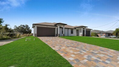 Building Photo - 330 Gordon Ave S