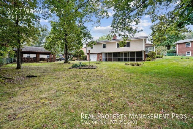Foto del edificio - 3723 Warwick Cir