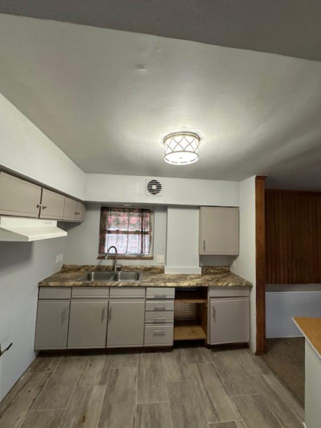Building Photo - 639 3rd St