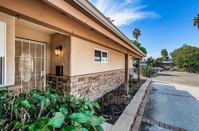 Building Photo - 12520 Parish Rd