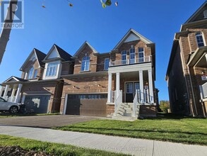 Building Photo - 1213 Drinkle Cres