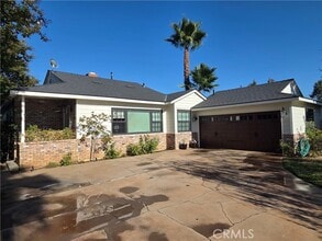 Building Photo - 13562 Sandhurst Pl
