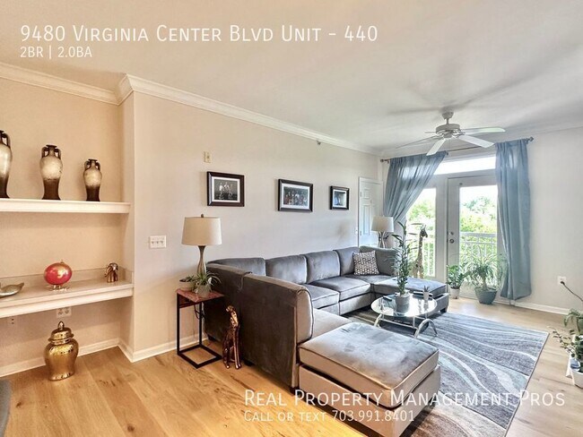 Building Photo - Stunning, Sun-filled Penthouse- Vienna Metro