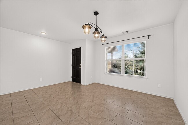 Foto del edificio - 23718 Water Hickory Dr