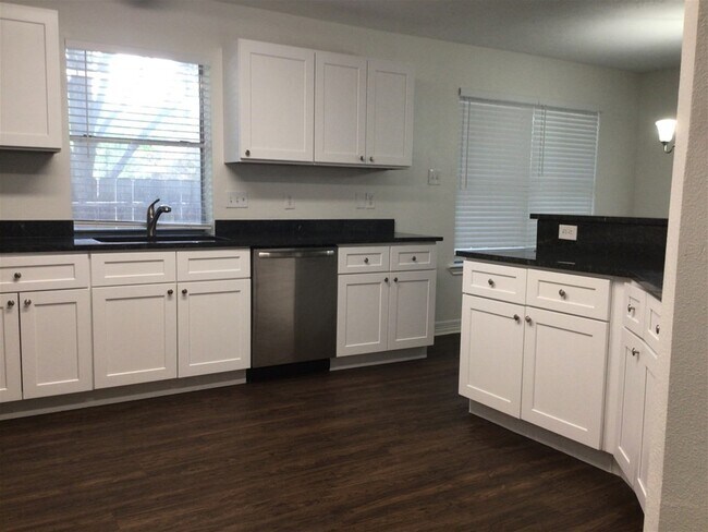 Foto del edificio - 16303 Mango Ridge Ct