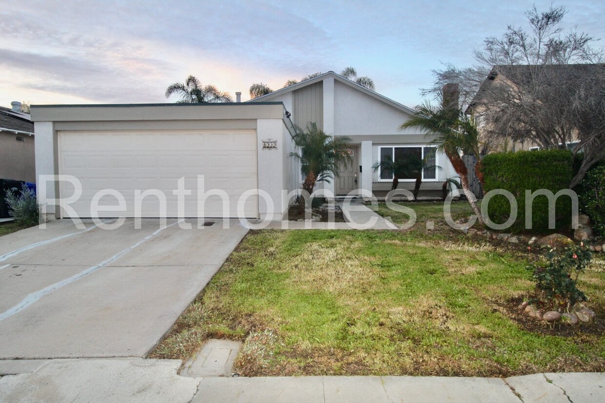 Primary Photo - Mira Mesa, 8959 Canis Ln, Rmdld, Dual Pane...