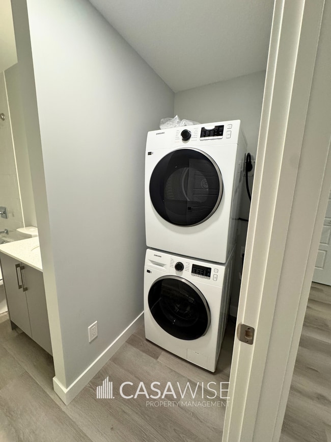 Building Photo - 8027 Cedric Mah Rd