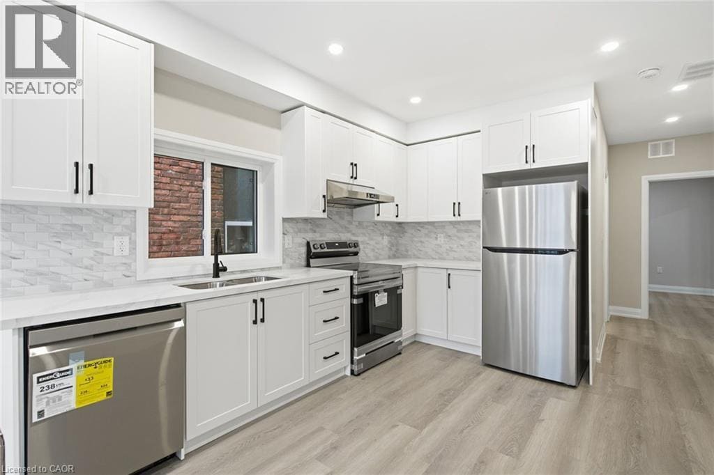 Photo principale - 489 Cannon St E