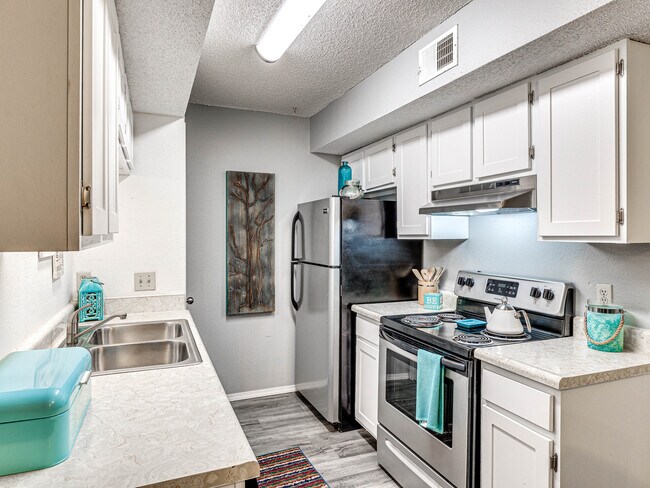 Foto del edificio - Whitehorse Apartments