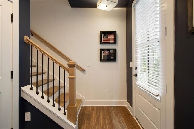 Foto del edificio - 4437 Buckley Wy