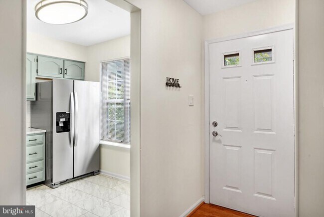 Foto del edificio - 1207 Yarmouth Ln