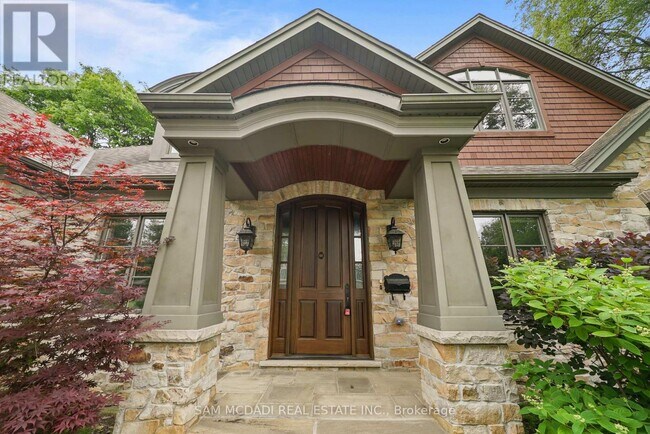 Photo du bâtiment - 190 Maplewood Rd