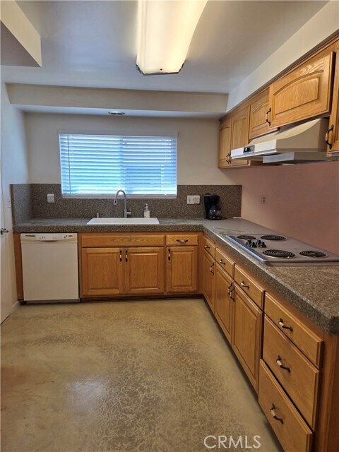 Foto del edificio - 1883 W 182nd St