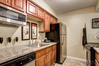 University Villa Apartments photo'