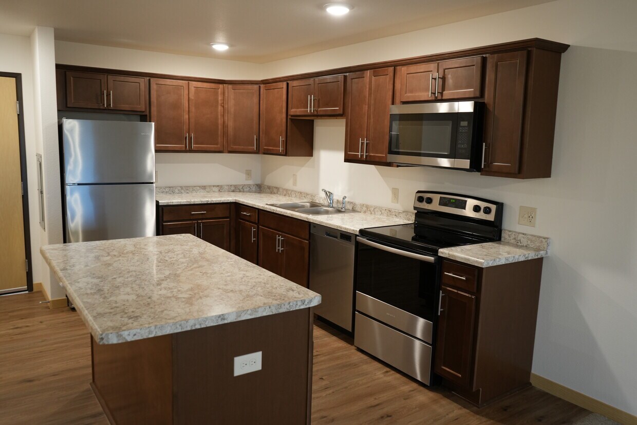 West Lake Meadows apartments Apartments in Owatonna, MN