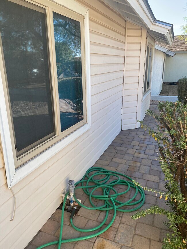 Foto del edificio - 15641 N 63rd Way