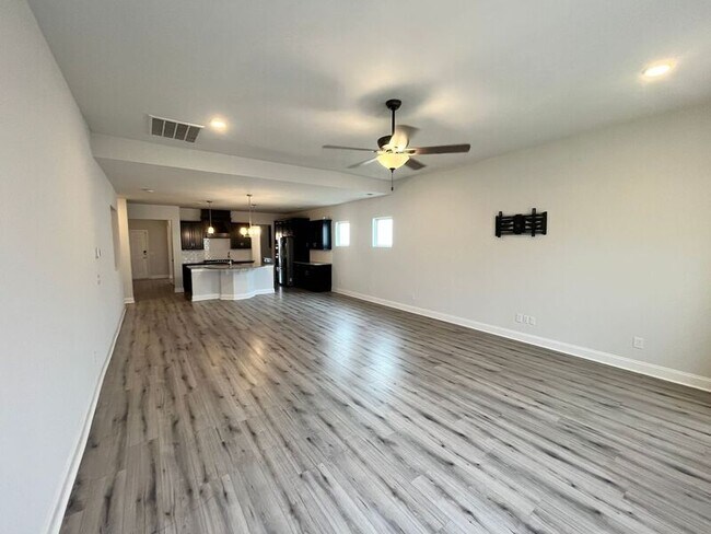 Building Photo - 1121 Carlisle Pl