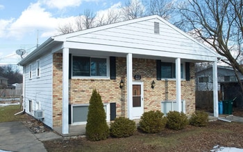 3117 Holiday Dr