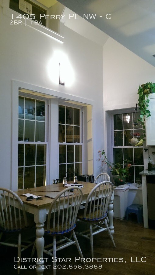 Foto del edificio - 1405 Perry Pl NW