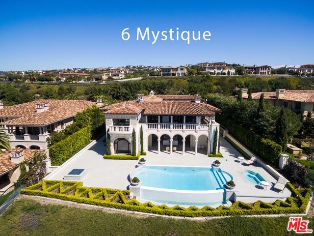 Foto del edificio - 6 Mystique