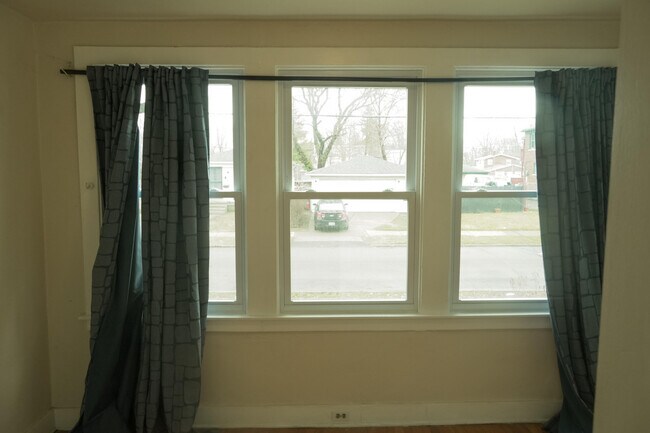 Foto del edificio - 831 Ashland St