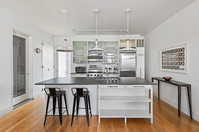 Foto del edificio - 198 Sixth Avenue