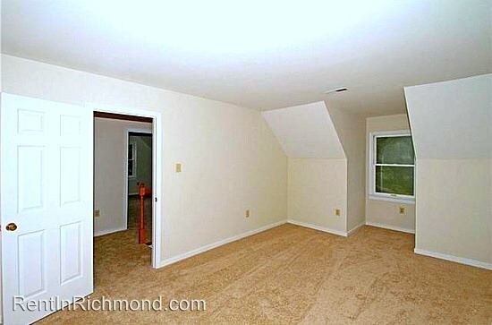 Building Photo - 3 br, 2.5 bath House - 1713 Lakeside Ave