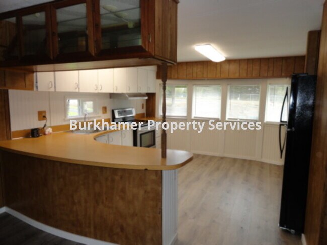 Building Photo - 6417 Olympic Hwy
