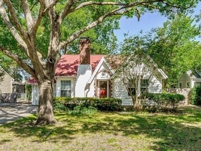 Building Photo - 9043 Angora St
