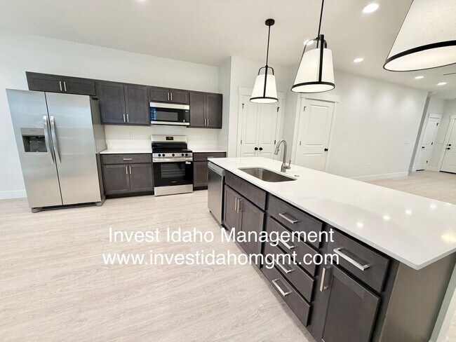 Foto del edificio - 6251 W Poplar St