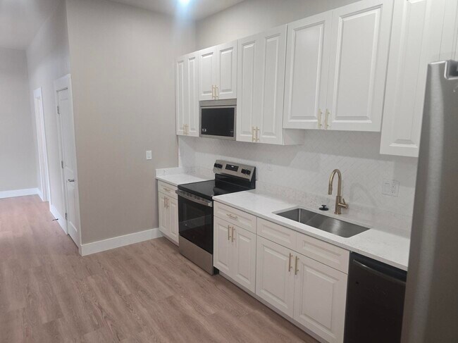 Foto del edificio - 2122 N Pine St