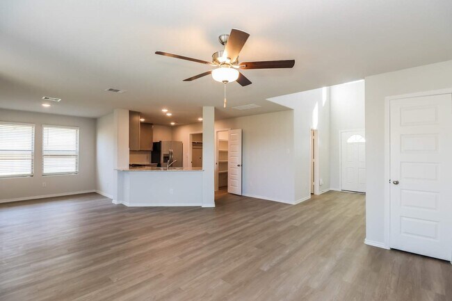 Building Photo - 11015 Inflow Dr