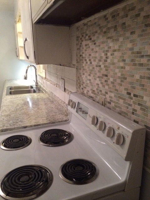 Foto del edificio - 817 E Jefferson St