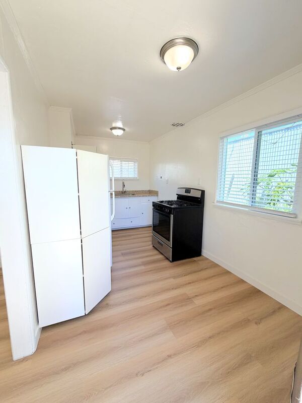 Foto del edificio - 1732 Cabrillo Ave