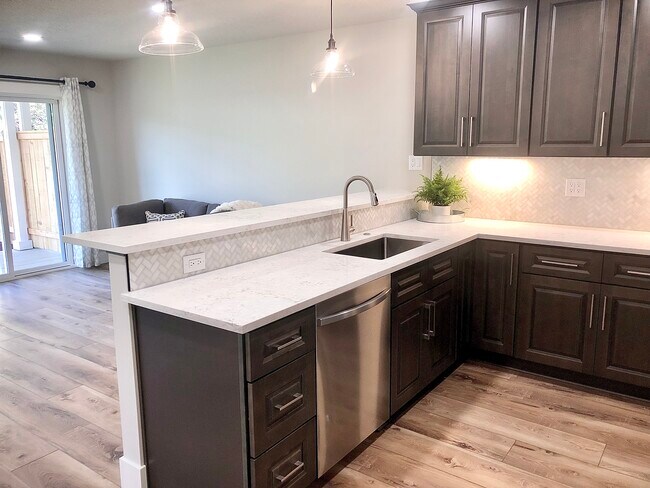 Building Photo - 88280 Jameson Way