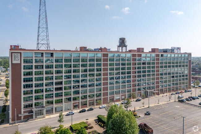 Building Photo - 726 Exchange St