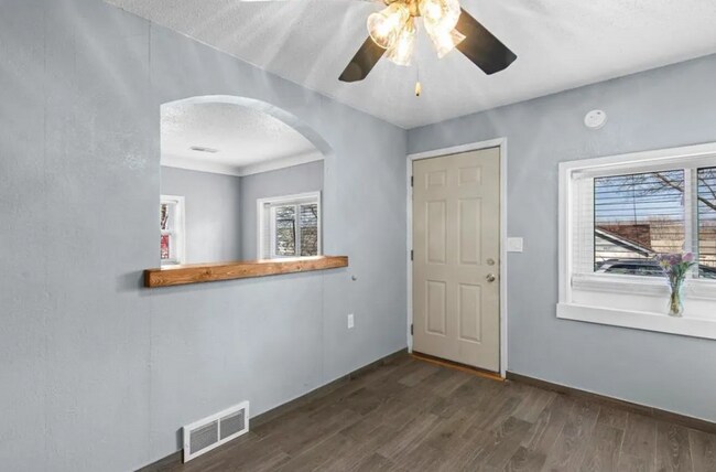 Foto del edificio - 491 Sidney St E