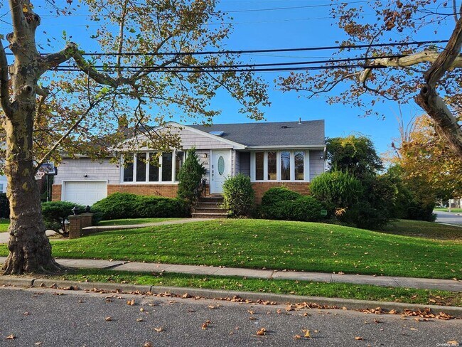 Foto del edificio - 544 Cedarwood Dr