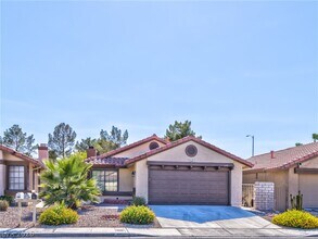 Building Photo - 640 Whispering Palms Dr