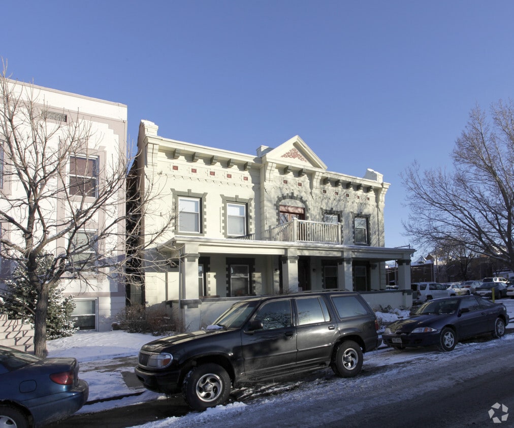 Building Photo - La Grace Apartments