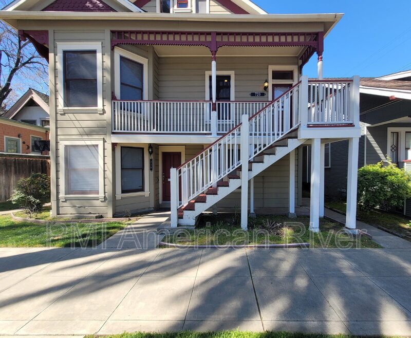Primary Photo - 720 28th St