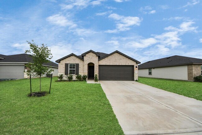 Building Photo - 1302 Redbud Ln